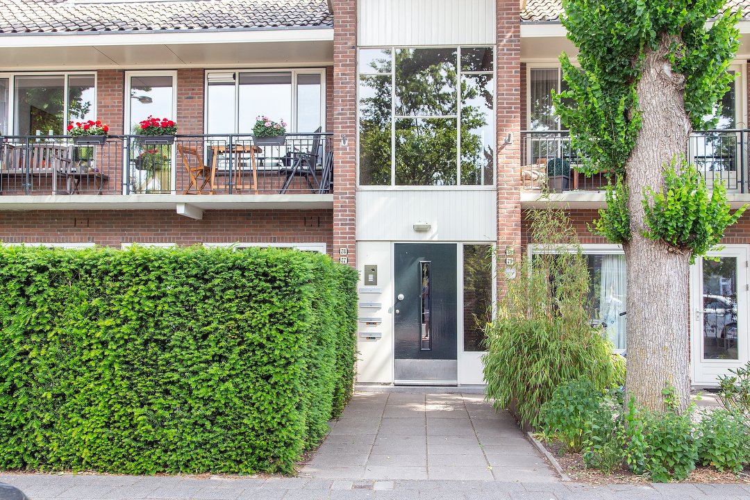 Lo-A-Njoe Reflextherapie, Rembrandtweg, Noord-Holland