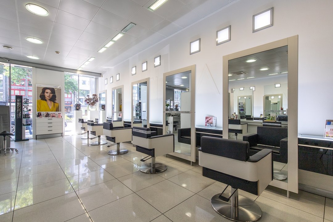 Friseure In Der Nahe Von Die Schadow Arkaden Dusseldorf Treatwell