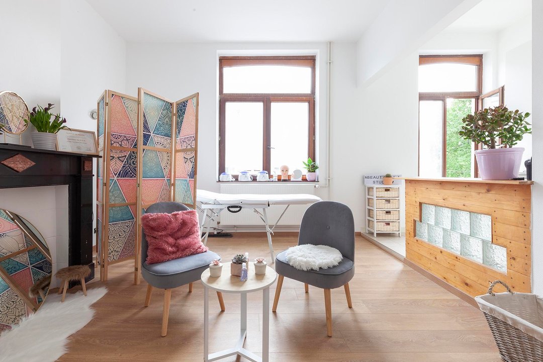 Beauty Lili Studio, Van Volxen - Van Haelen, Vorst