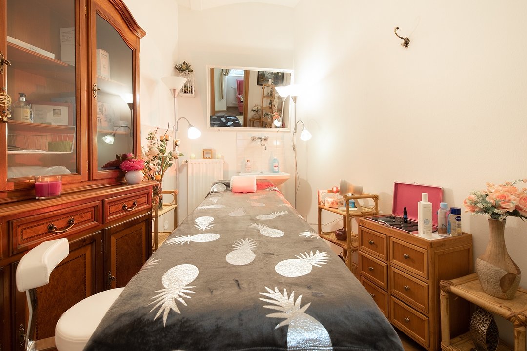 Lolita Kosmetik, Massage & Fußpflege, Schloss Schönbrunn, Wien