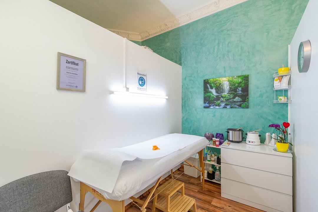 Waxing - Alle brasilian waxing studio, Schöneberg, Berlin
