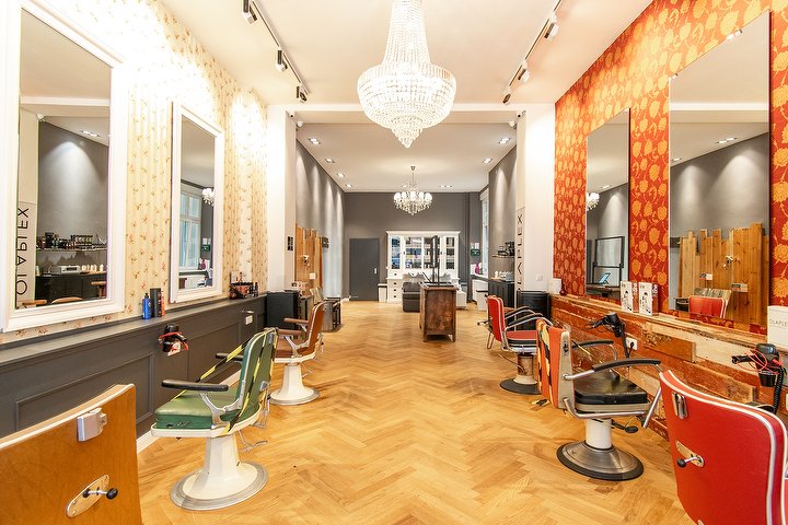 Kamm 2 Cut Dali Grunberger Strasse Friseur In Friedrichshain Berlin Treatwell