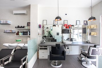 Bespoke Salon Men Concept Store