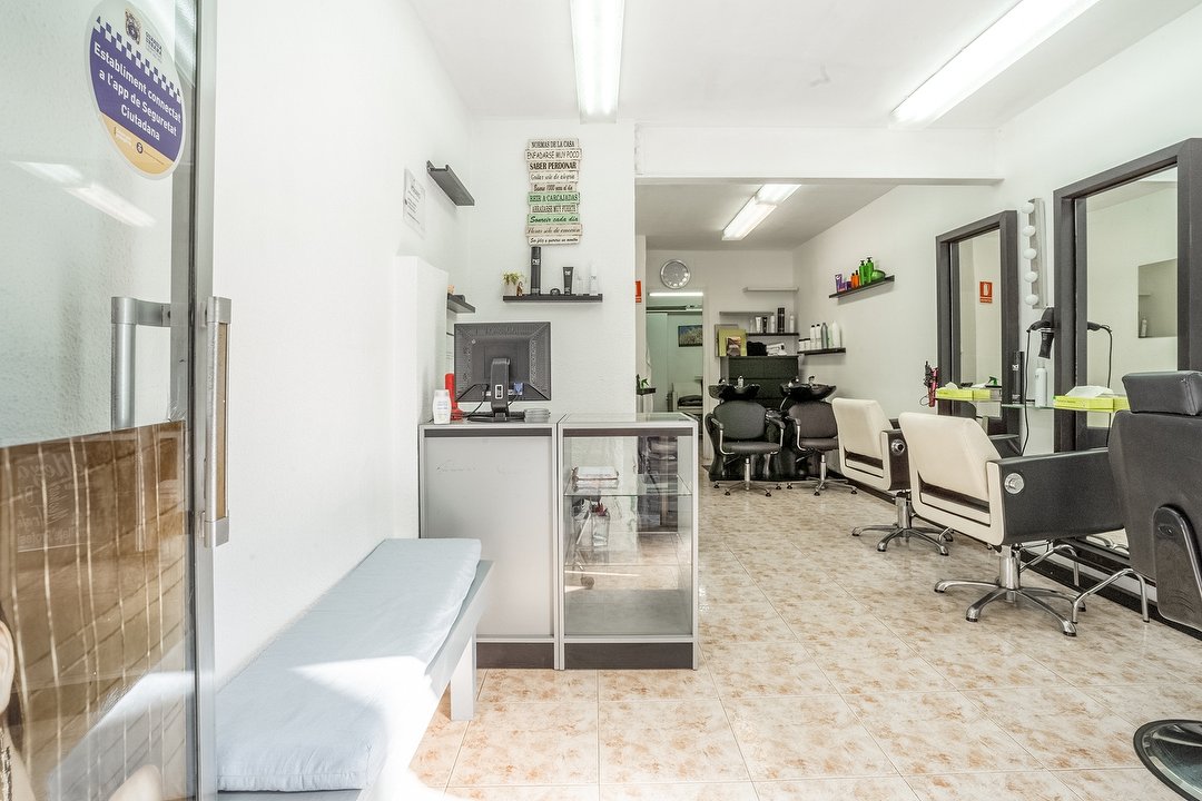 Estilistas Lara, Collblanc, Provincia de Barcelona