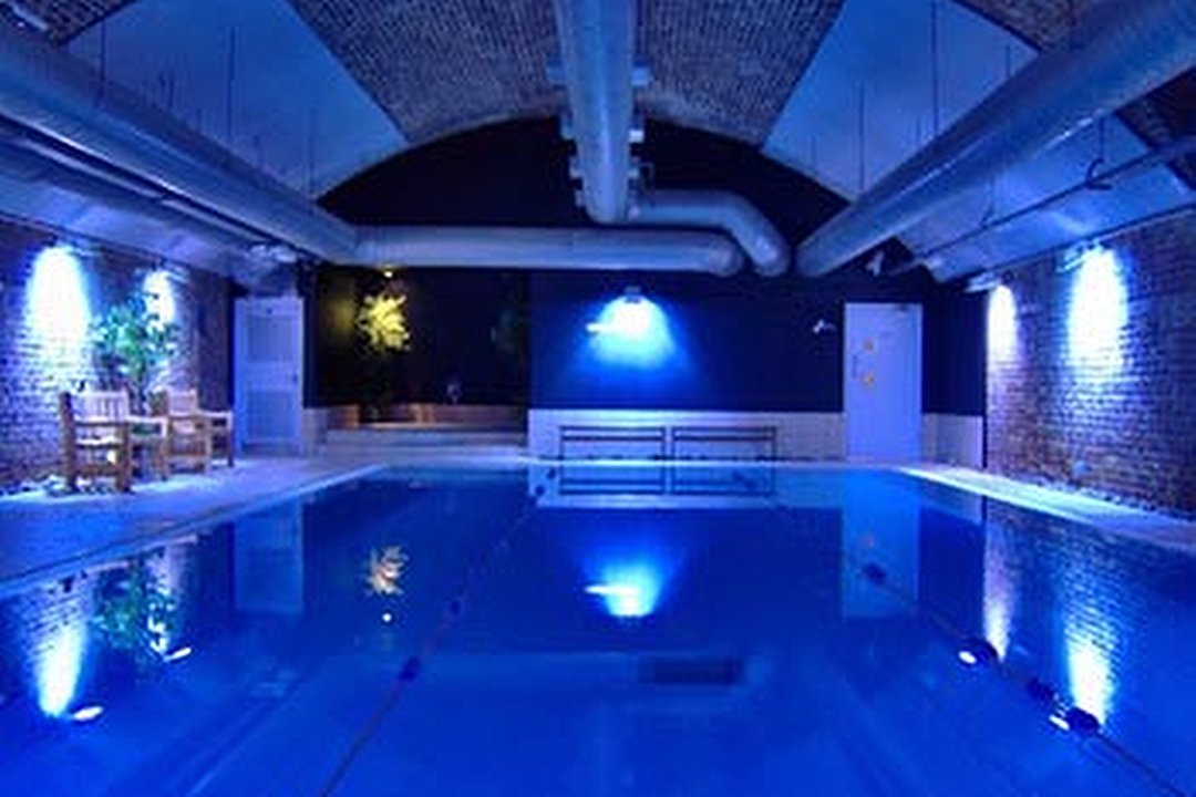 Fitness4less Gym New Malden, Surrey