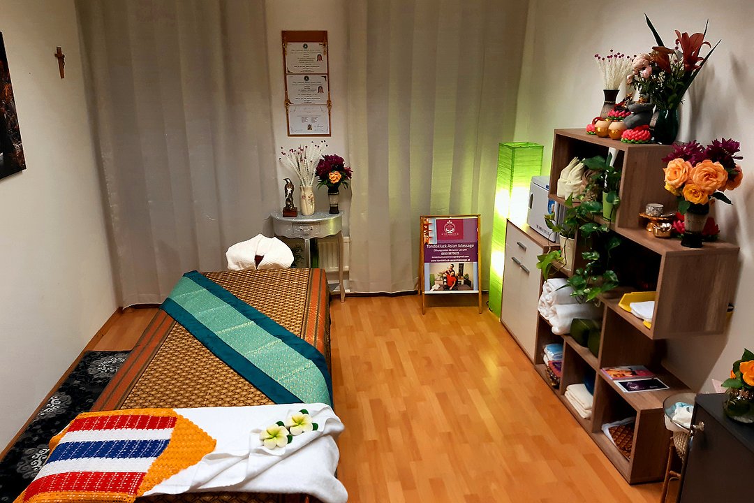 Ton Dokluck Asian Massage, Heiligenstadt, Wien
