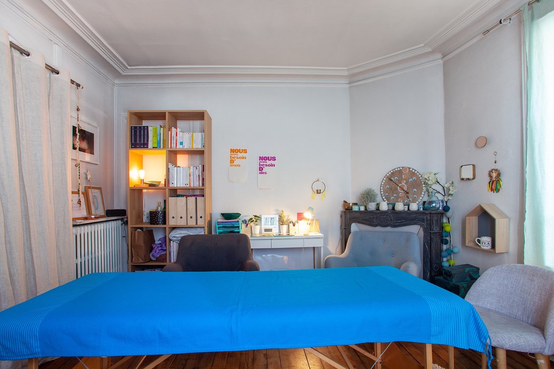 Ola Mano - Vincennes, Vincennes, Val-de-Marne