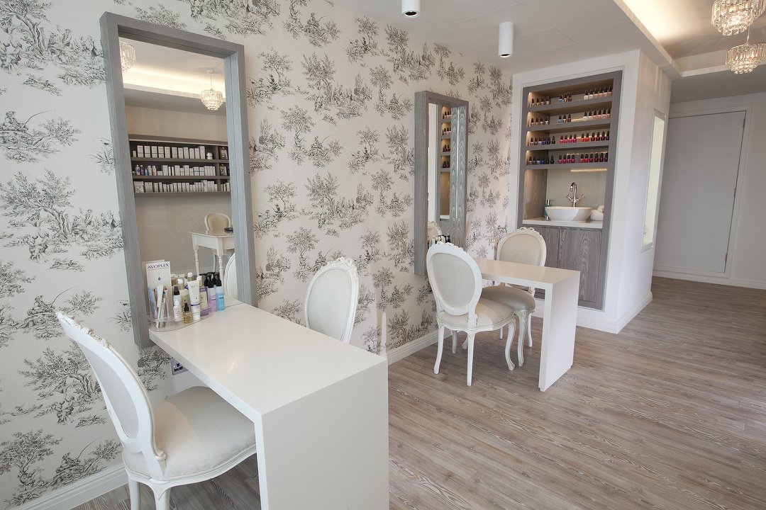 Adeela Crown Aesthetic Spa at Dorsett Hotel, Shepherd's Bush Green, London