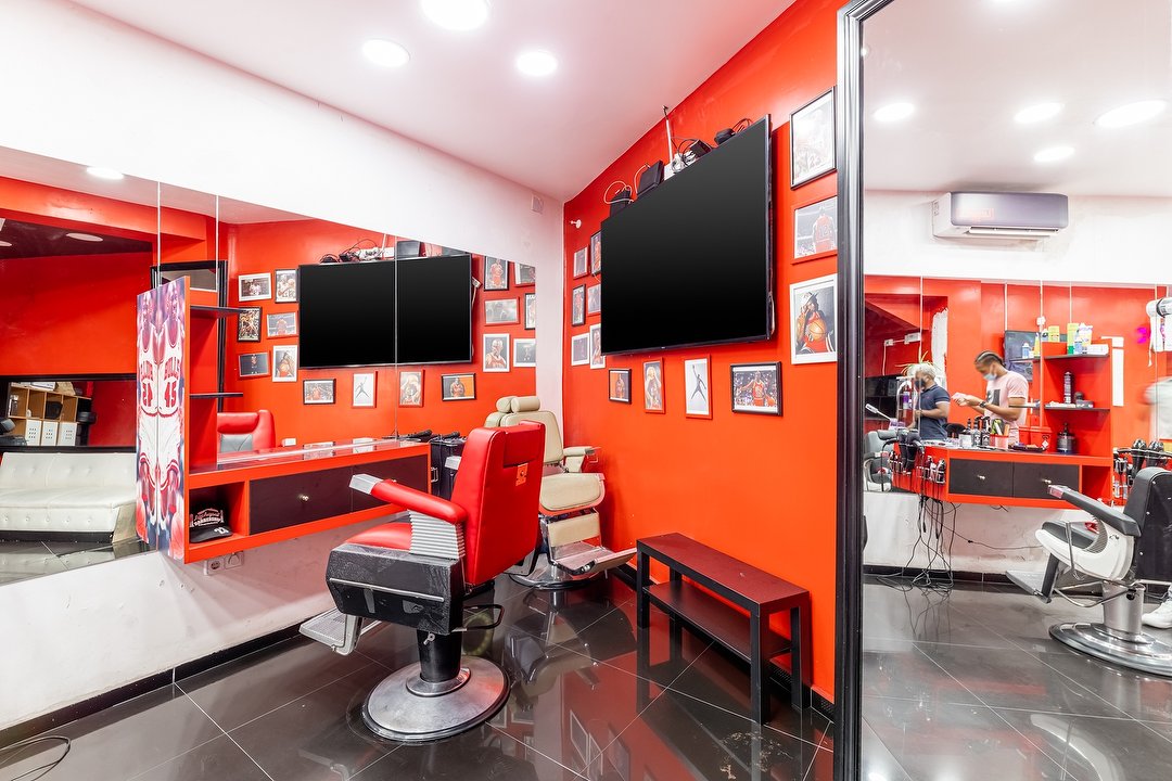 Lachapell Barber Shop, Moscardó, Madrid