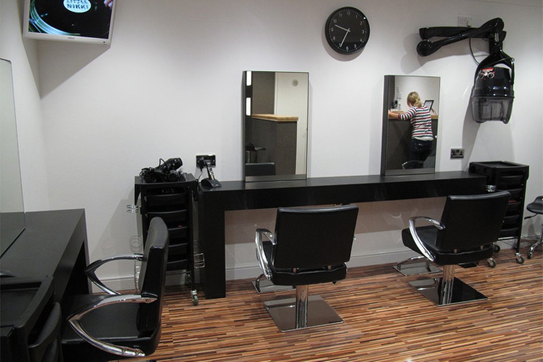 LJ's Hairdressing, Glenrothes, Fife