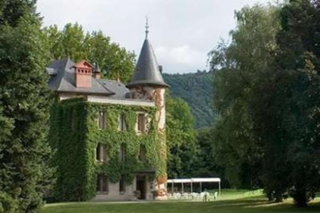 Château de la Tour du Puits, Coise-Saint-Jean-Pied-Gauthier, Rhône-Alpes
