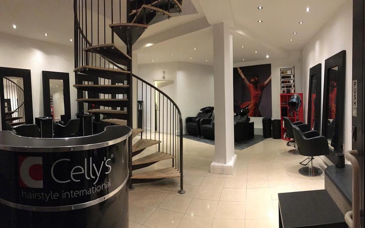 Ladies' Haircuts near Morriston, Swansea Treatwell