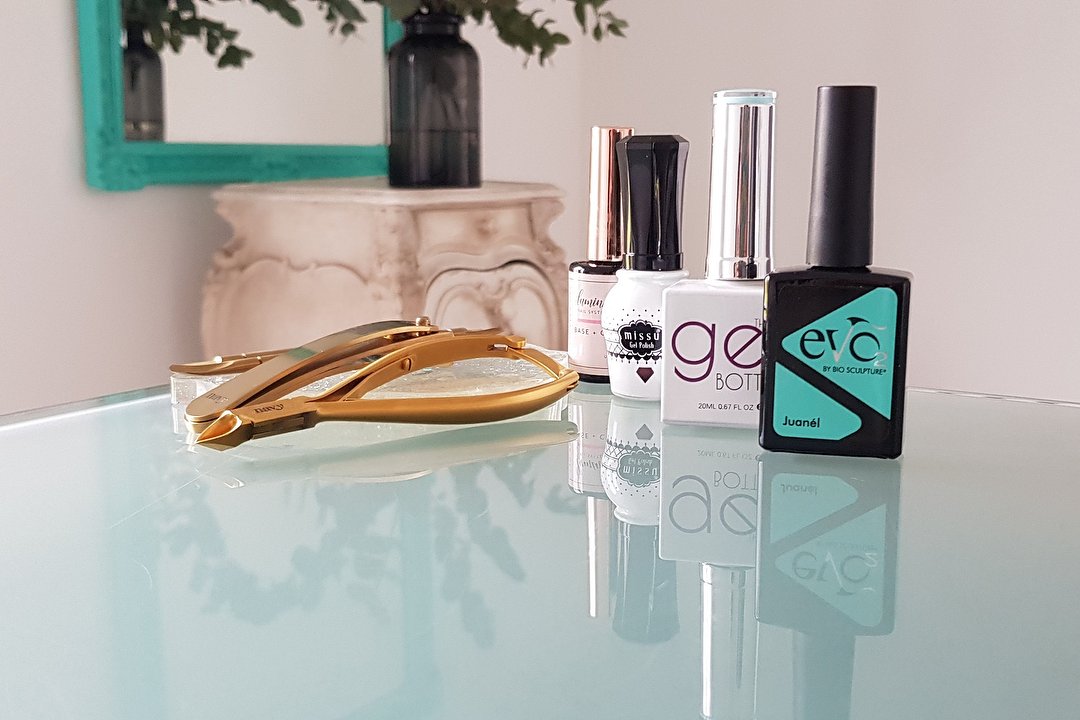In Bloom Nails, Stamford Brook, London