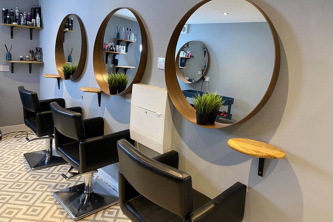 Top 20 Hairdressers And Hair Salons Near Rutherglen Glasgow Area Treatwell