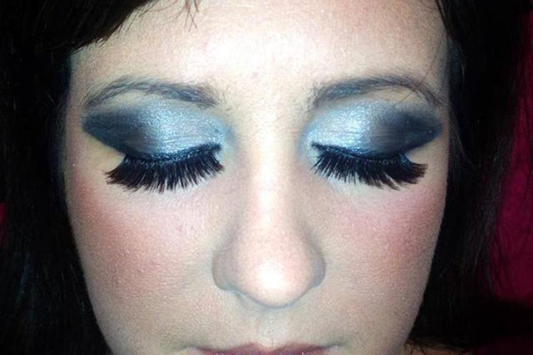 Las Chicas Beauty at Pinnacle Hair Design, Glasgow