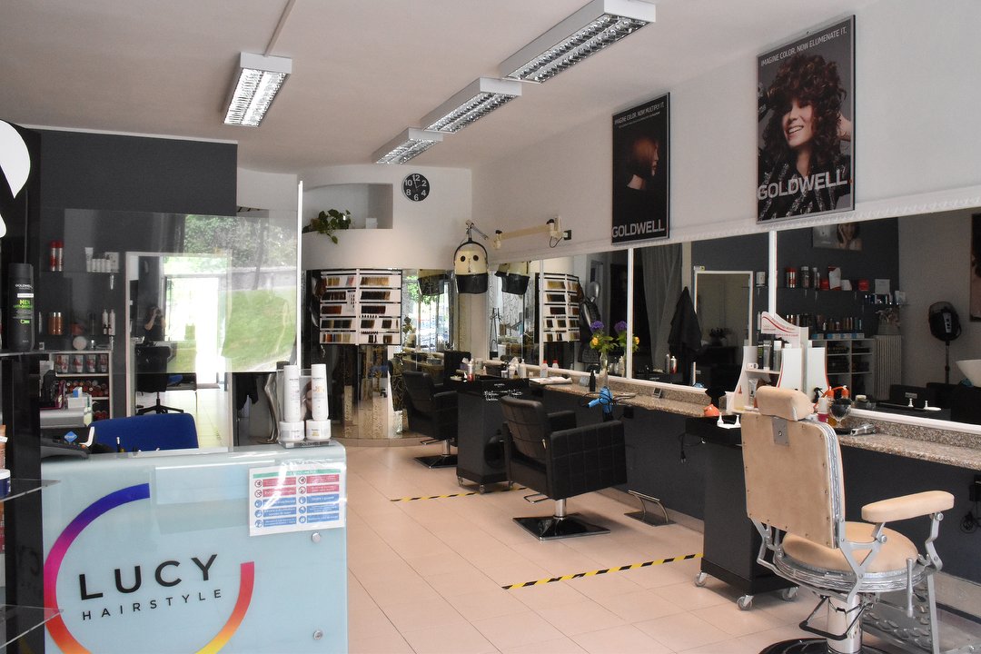 Lucy Hairstyle, San Fermo Della Battaglia, Lombardia