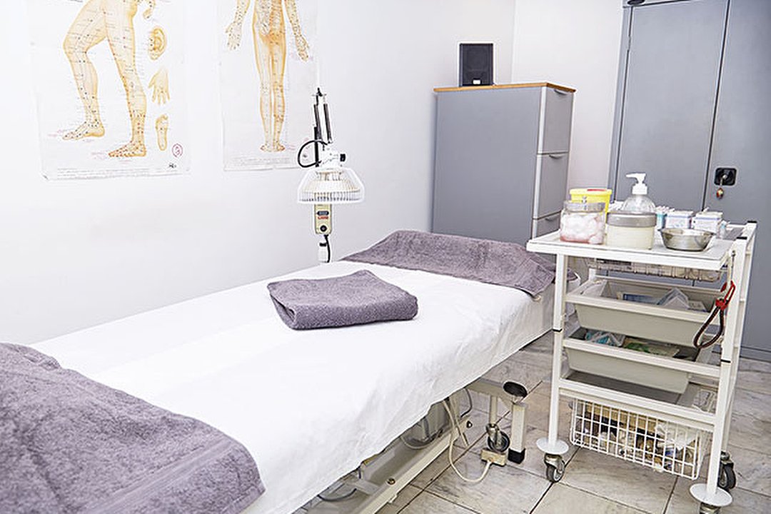 Equilibrium Chinese Medicine & Therapy Clinic, Whitechapel, London