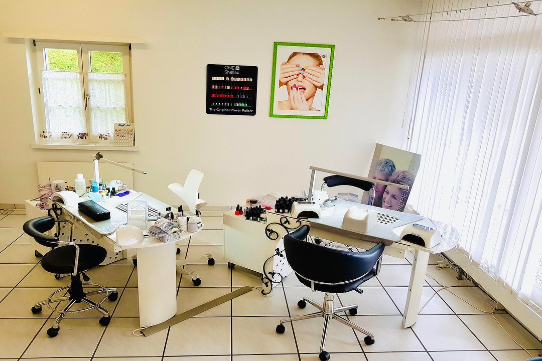 Face and Body Care, Nürensdorf, Kanton Zürich