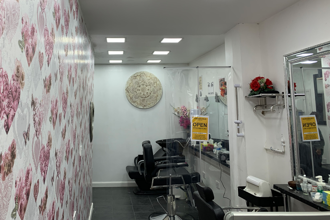 Stylex Natural Beauty, Seven Kings, London