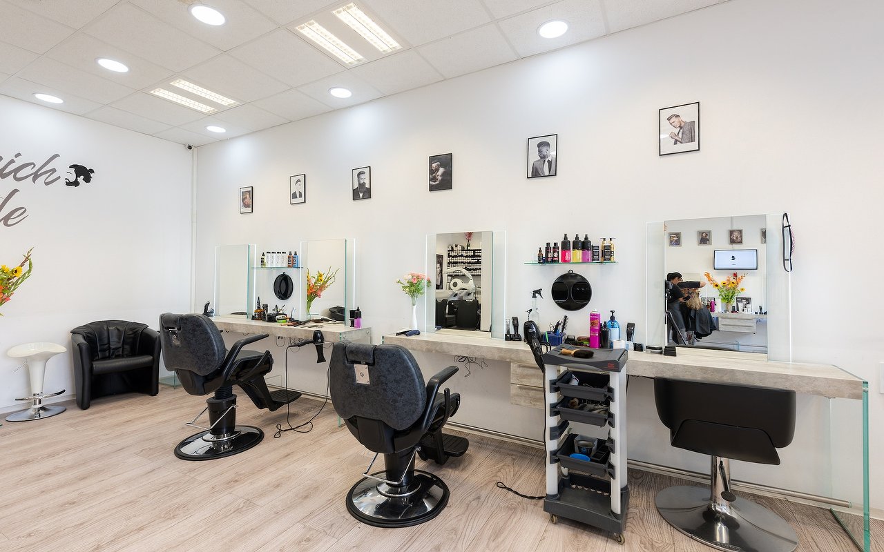 Friseure Und Friseursalons In Der Nahe Von Therese Giehse Allee Munchen Treatwell