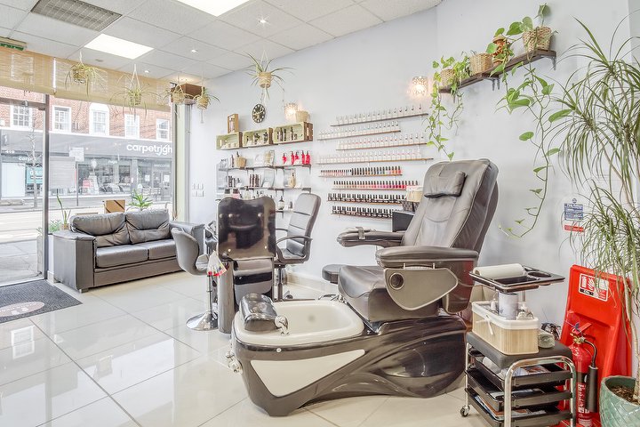 Gaia Organic Salon: Hair, Nails & Beauty | Hair Salon in Richmond, London -  Treatwell