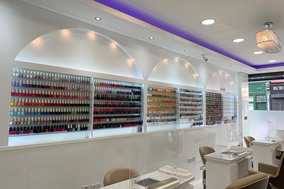 Innovative Nails, Manor House, London