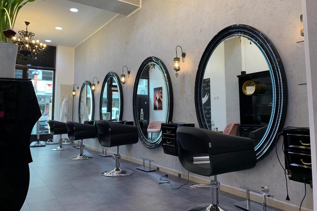 White Angel Stylist Friseur In Nippes Koln Treatwell