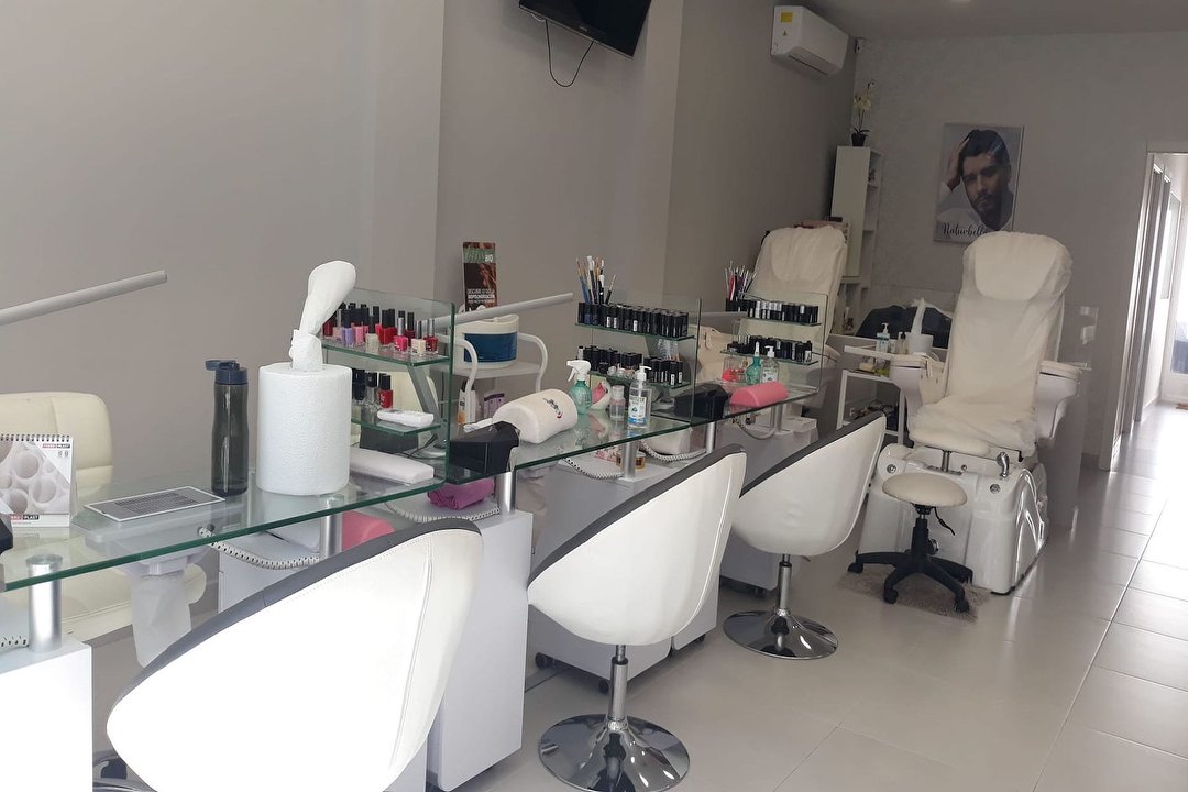 Peluqueria y estetica Naturbella, Centre Castelldefels, Castelldefels