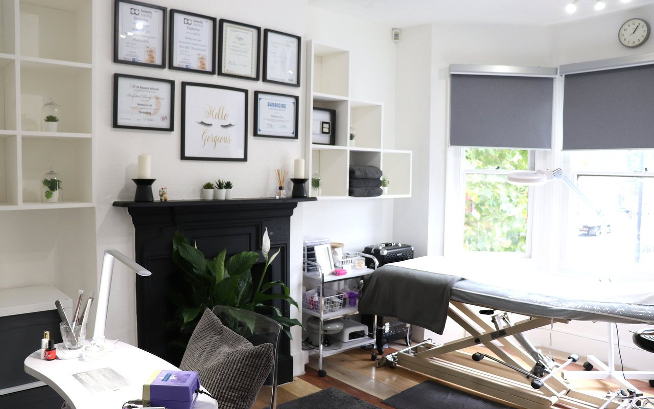 Top 20 Nail treatments at nail salons and nail bars in Croydon, London