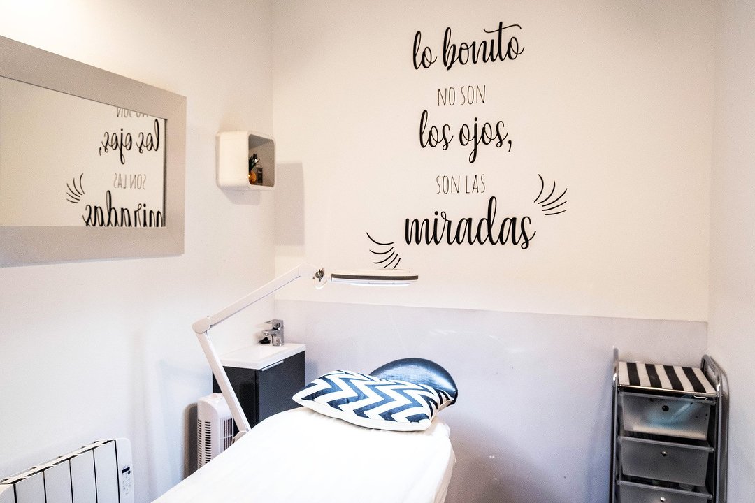 Mírame Lashes & Brows Roger de Llúria, Dreta de l'Eixample, Barcelona