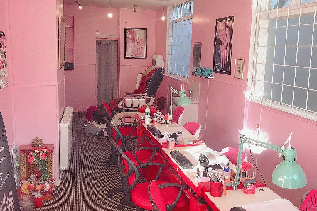 Pearl Nails and Spa, Honiton, Devon