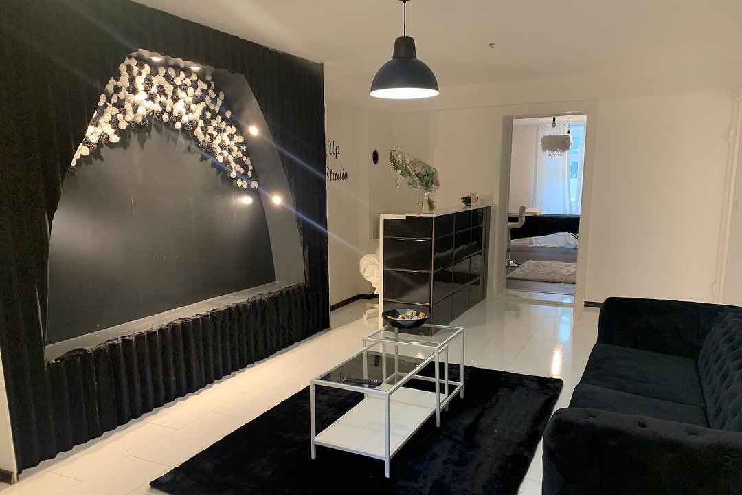 GlowUp Studio, Steglitz, Berlin