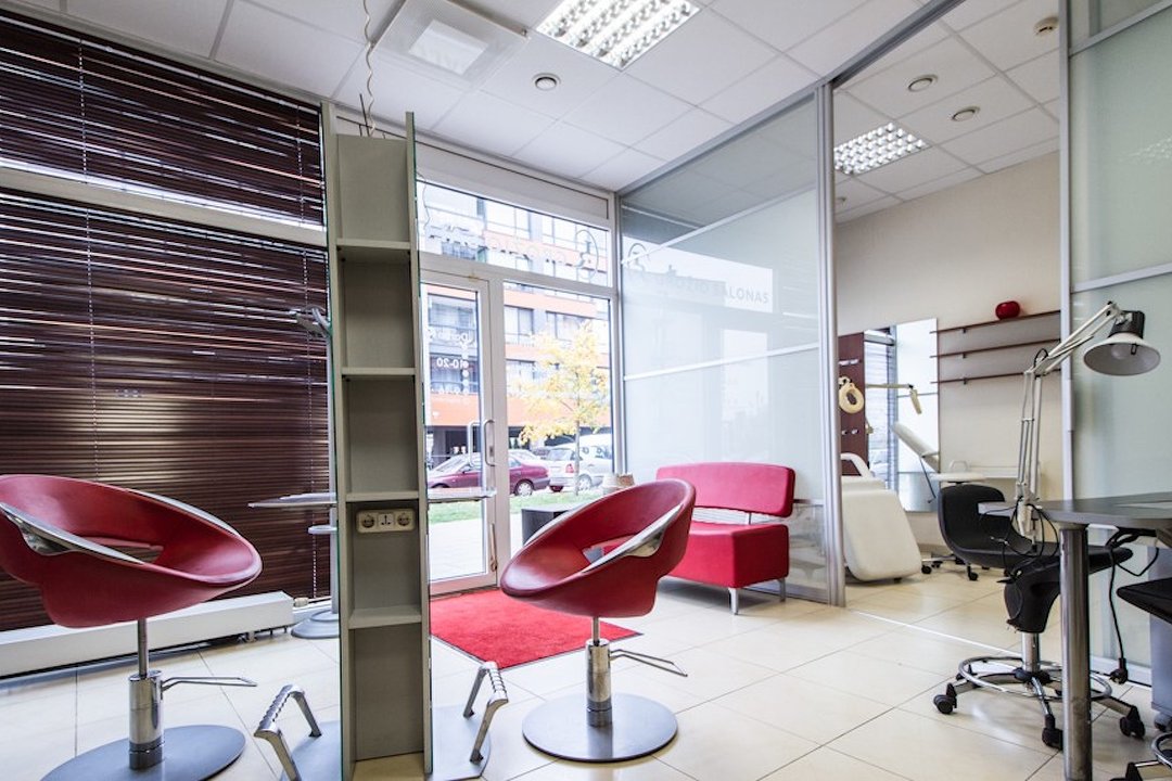 Grožio Studija IV&EV, Pilaite, Vilnius