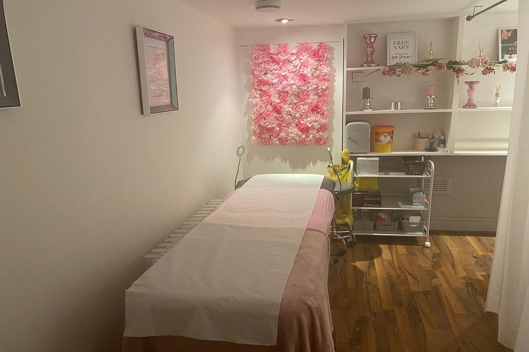 Lolalewbeauty, Clerkenwell, London
