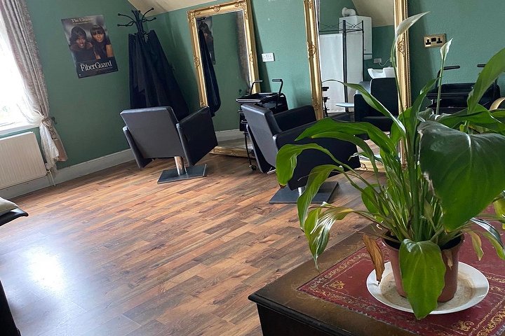 Artique Hair | Hair Salon in Kingstanding, Birmingham - Treatwell