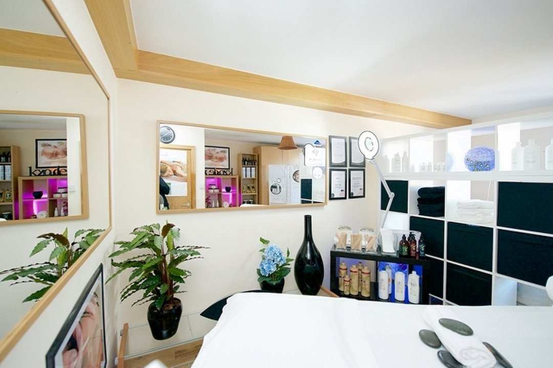 Kyodex, Kilburn, London