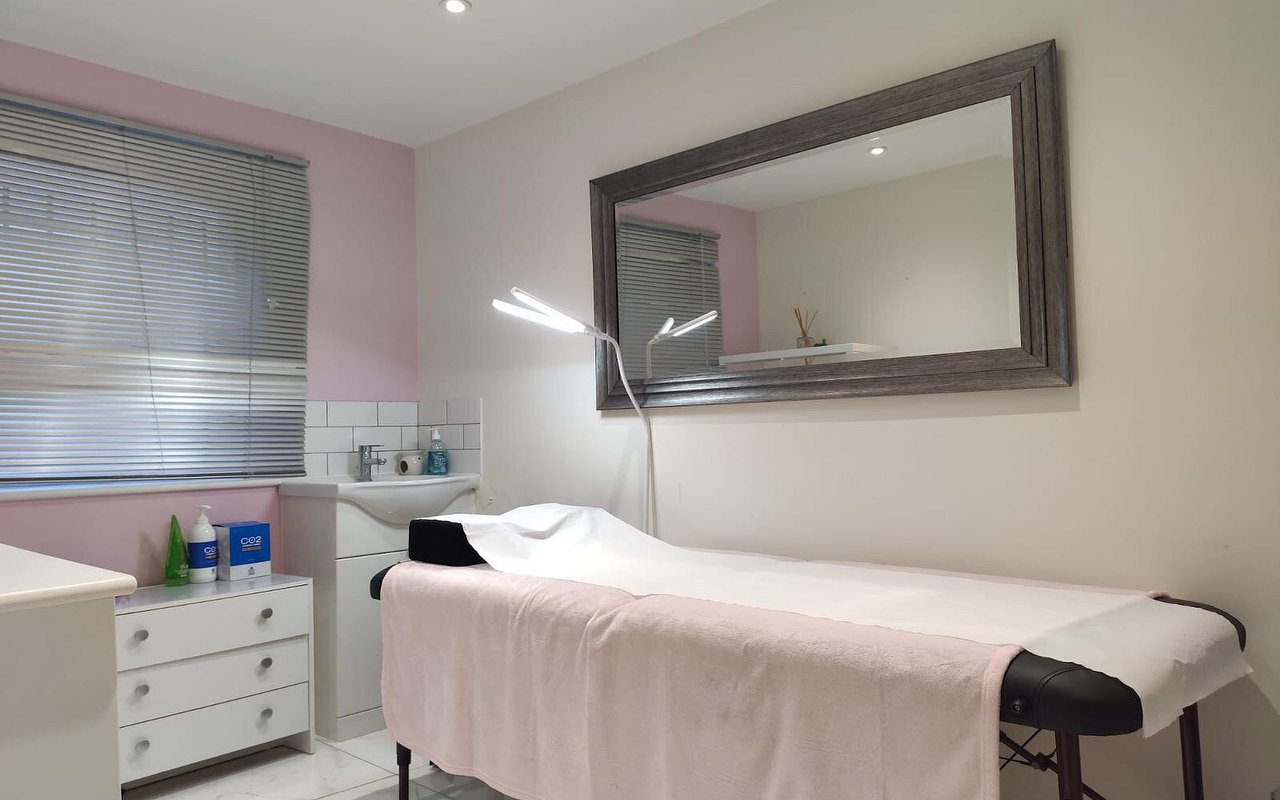 Waxing Salons near Chalk Farm, London Treatwell