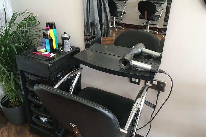 Hair Salons near Halesowen, West Midlands County - Treatwell