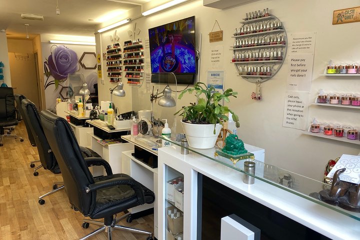 Roman Nails | Nail Salon in Bow, London - Treatwell