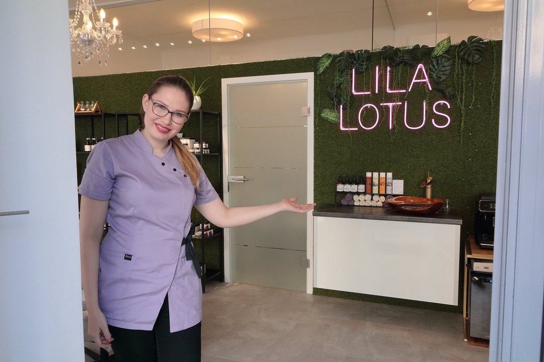 Lila Lotus, Graz