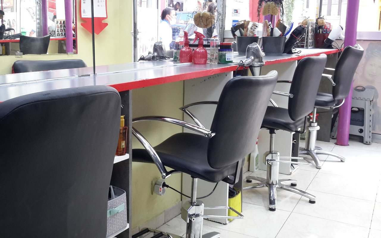 Coiffure Afro Pres De Rue De Maubeuge Paris Treatwell