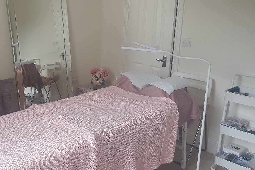 Milahbeauty, Norwood New Town, London