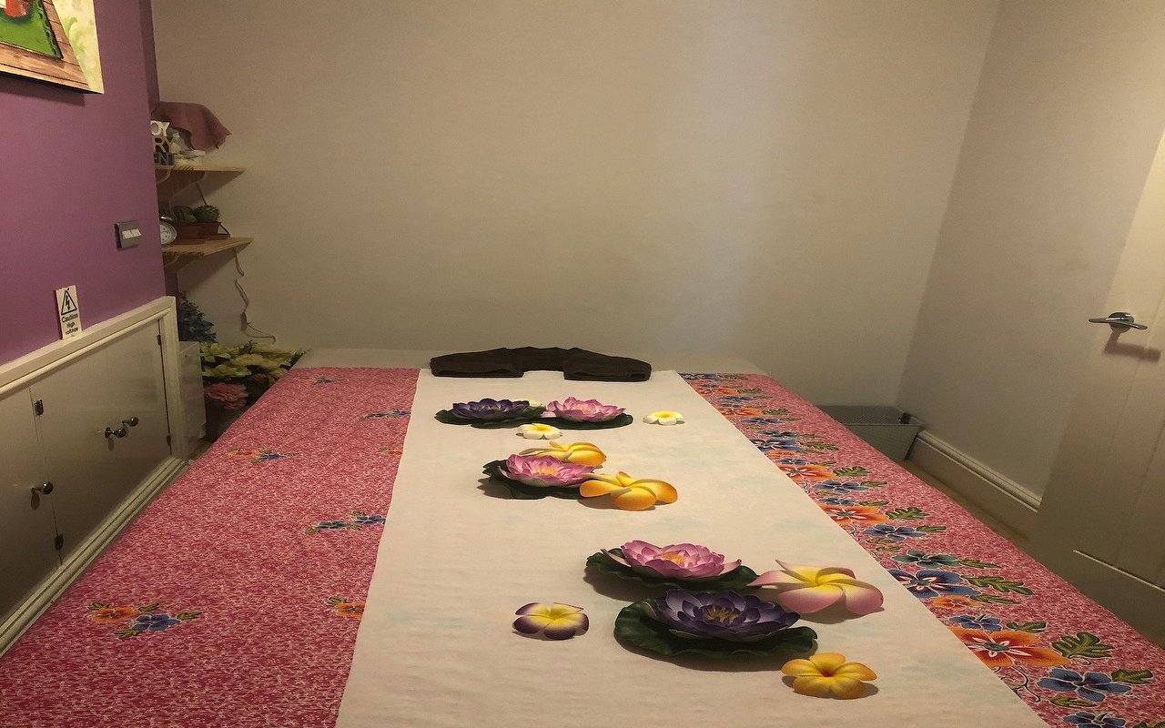 Four / Six Hands Massage near Liverpool Treatwell