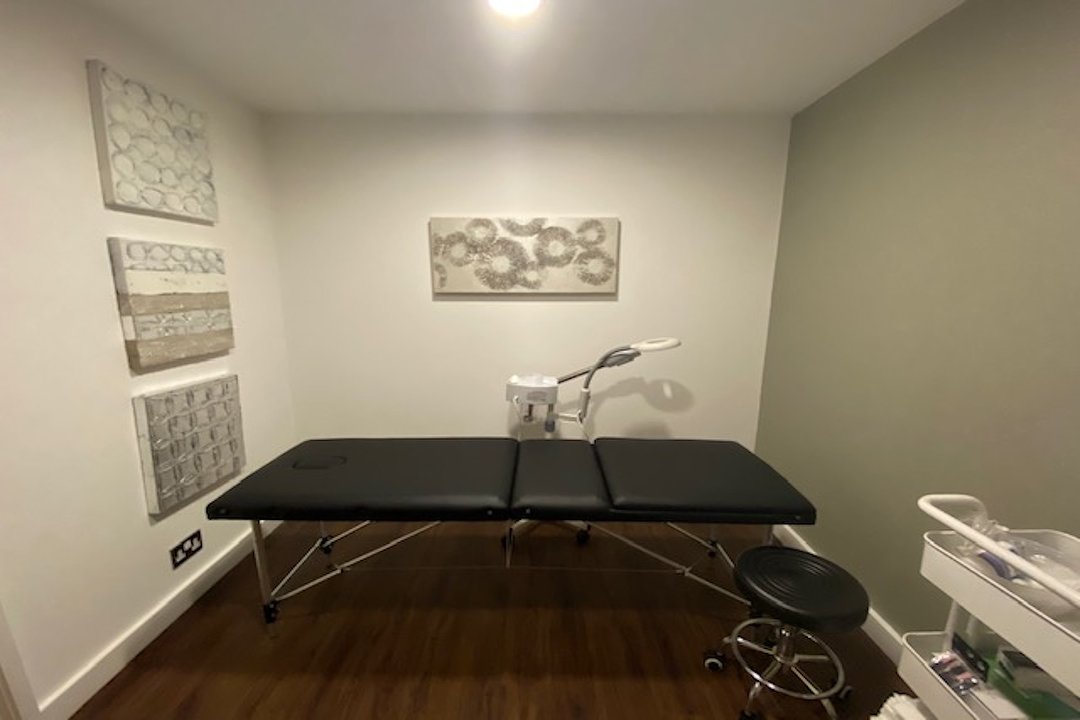 Weston Cottage Dental Practice, Thames Ditton, Surrey