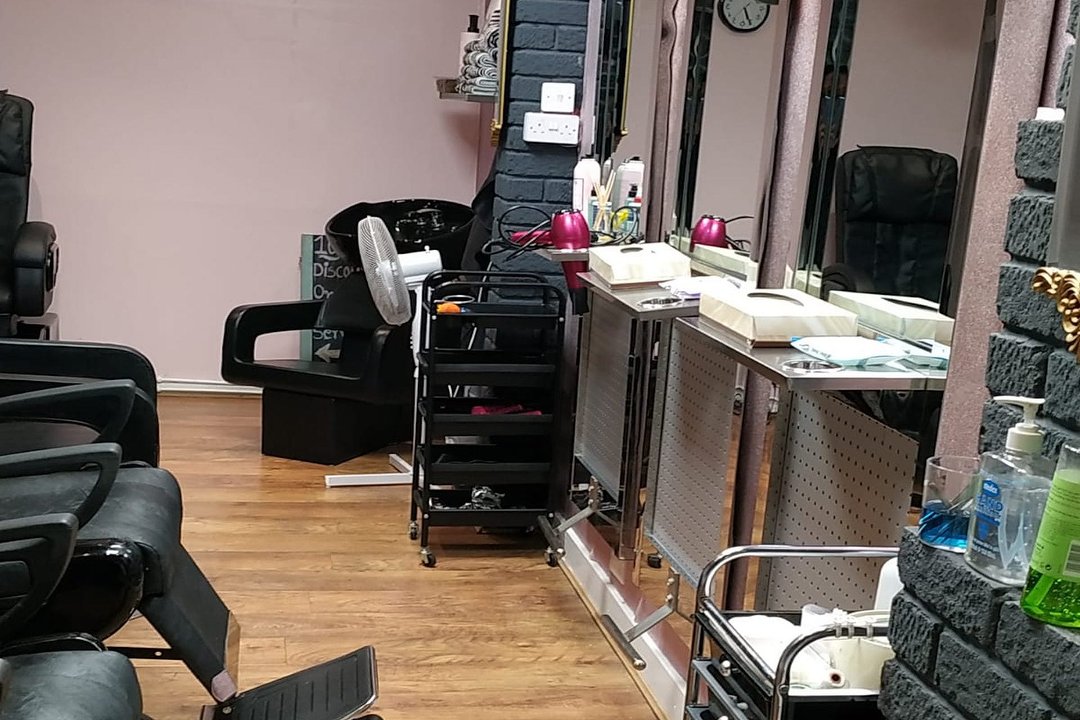 Diptis Hair and Beauty, Sheerness, Kent