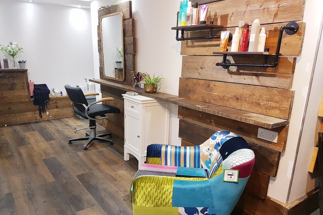 Nu.mi Style Bar, Staple Hill, Bristol
