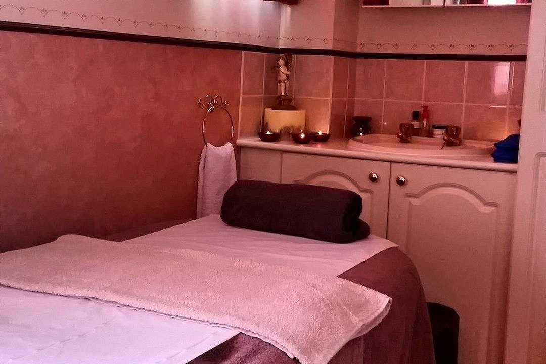 Incall Relaxing Full Body Massage in Trimley, Felixstowe, Suffolk