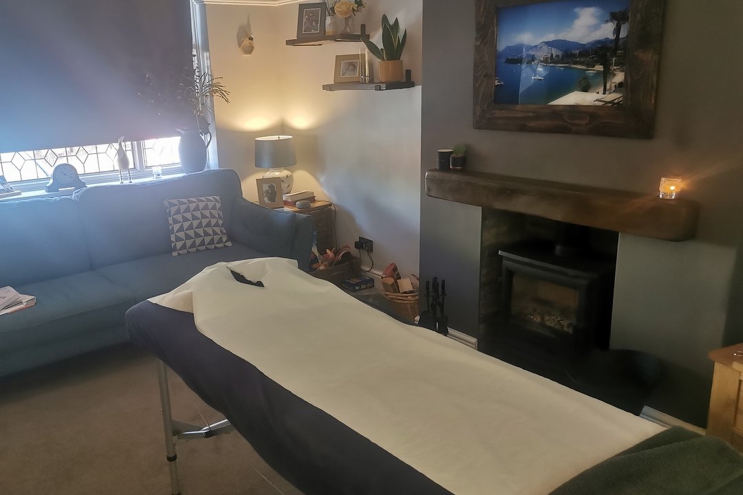 Sports & Massage Therapy, Chingford Hatch, London