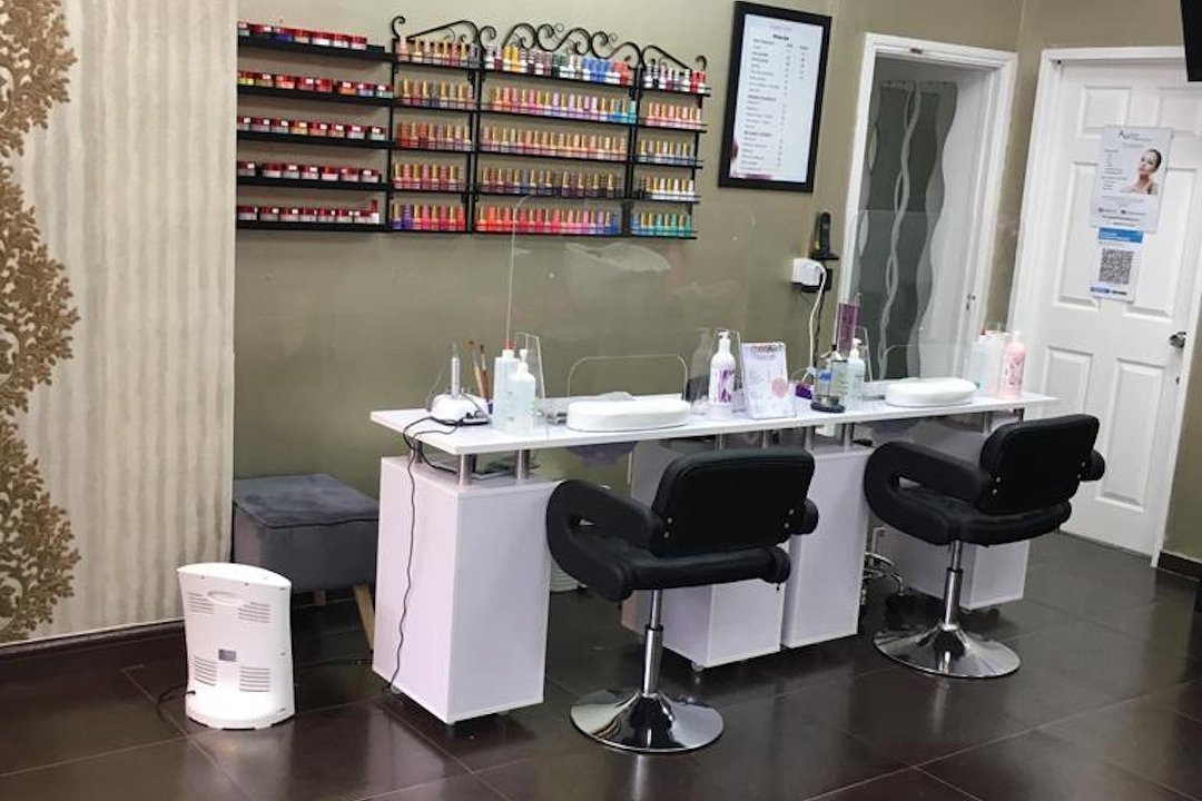 Studio N7 Hair & Beauty, Holloway, London
