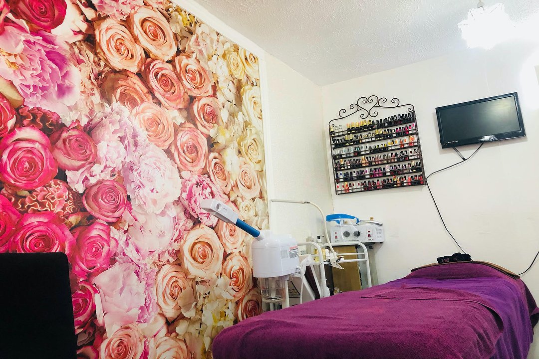 Glam Beauty Dolls, Urmston, Trafford